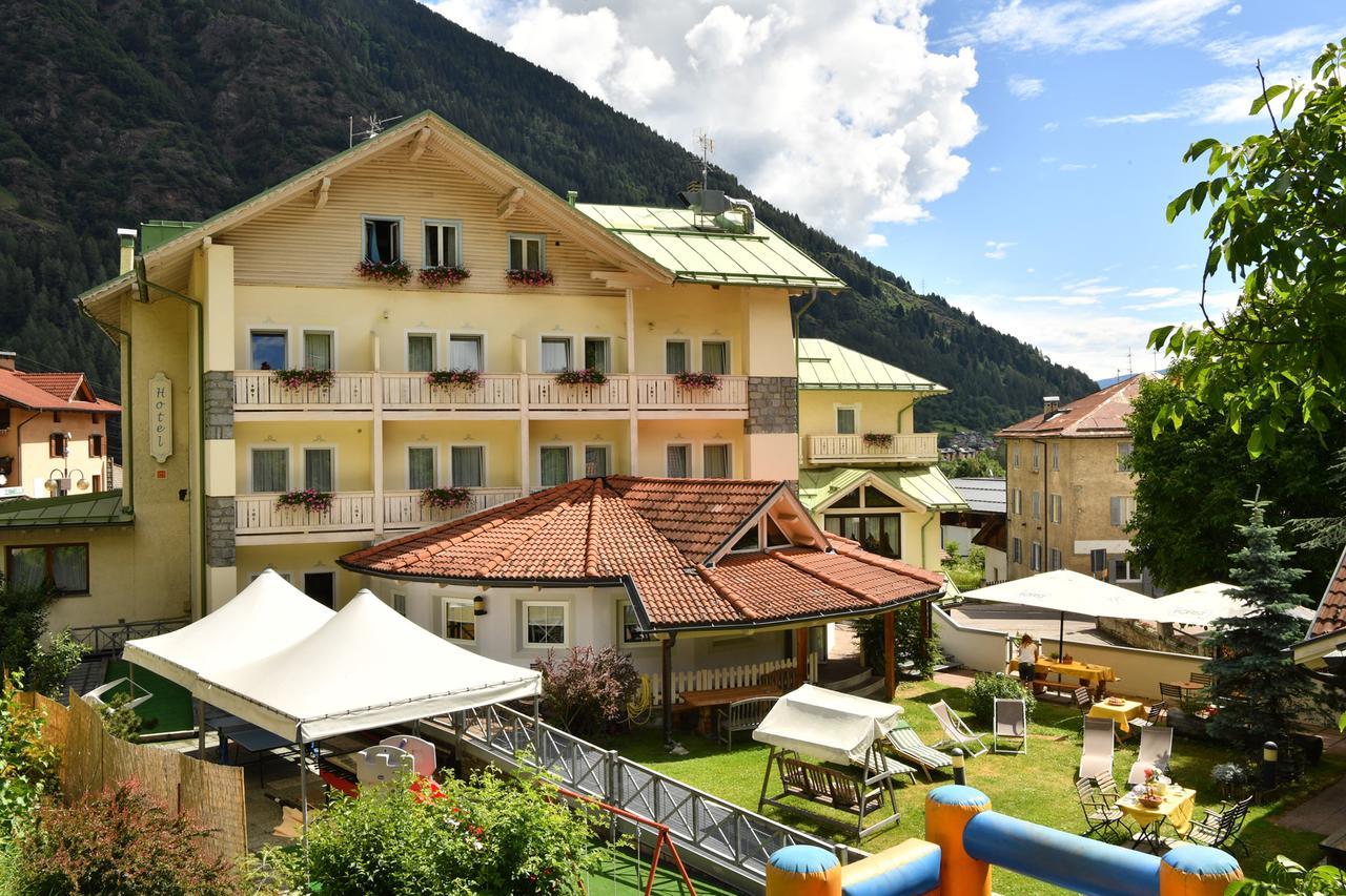 Hotel Pangrazzi Fucine Extérieur photo